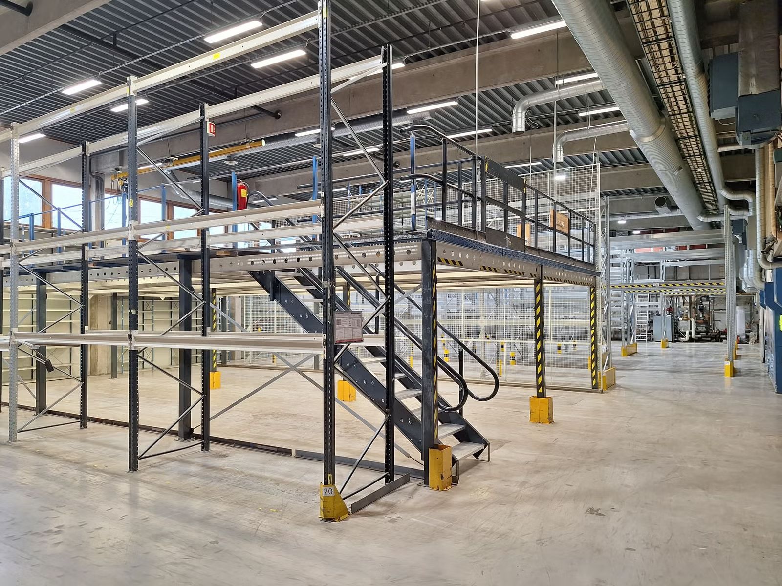 Lager – 910 m²