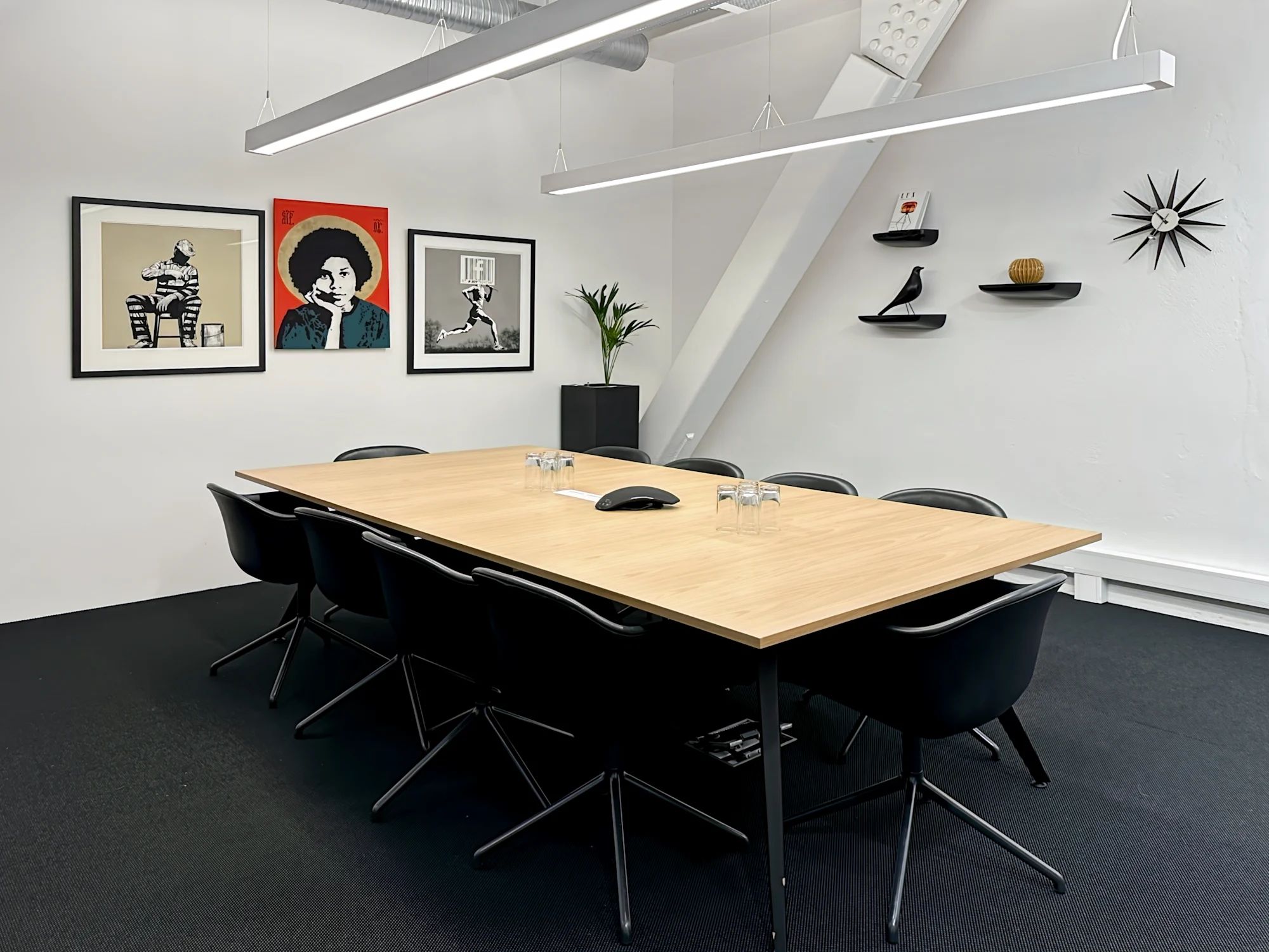Regus Media City - Photo 6